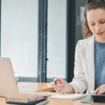 Innovative entrepreneur using financial metrics for accounting